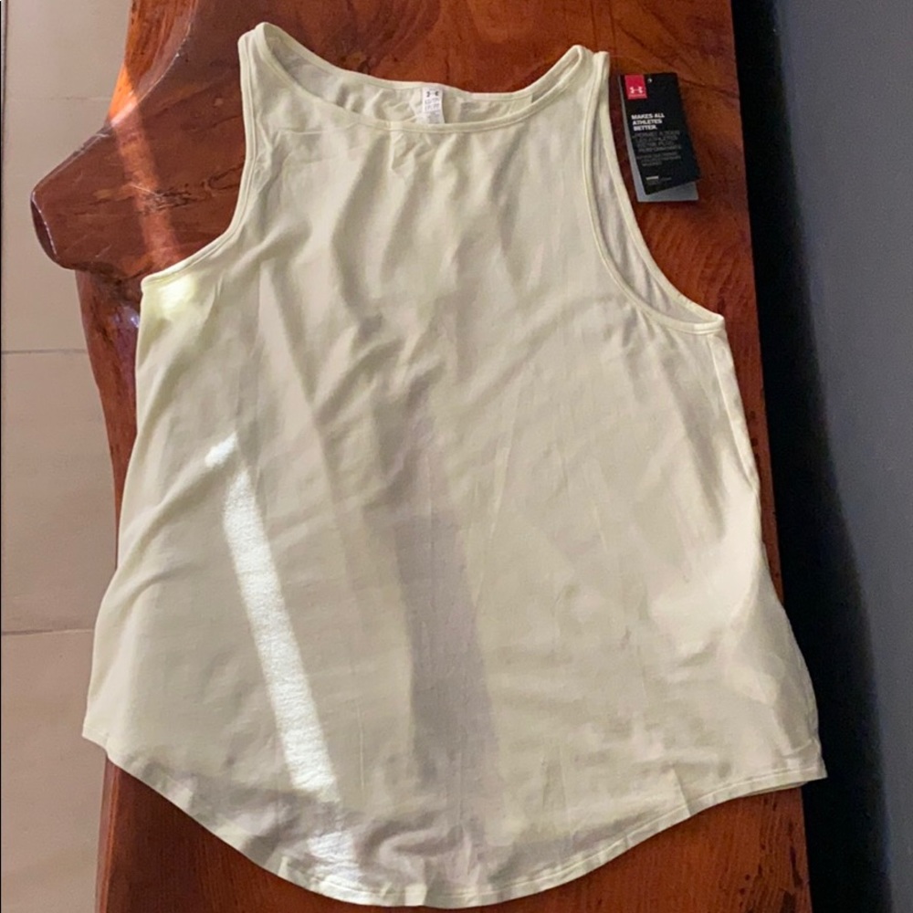 UNDER ARMOUR OPEN BACK TANK XS